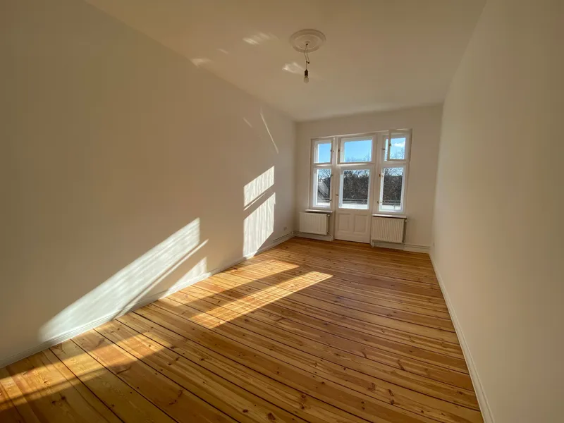 Teilgewerbliche Nutzung! 2-Zimmer Altbau Wohnung in Prenzlauer Berg! — photo 1